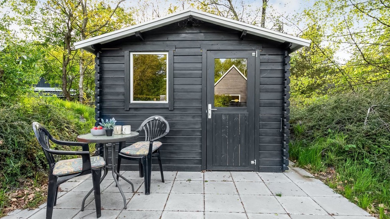 Photo of Others in Skygge