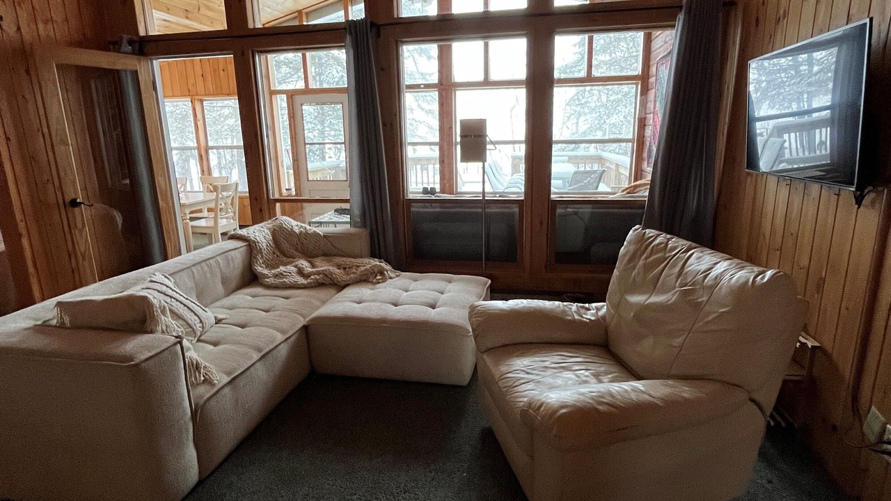 Photo of Livingroom in Traverse Bay