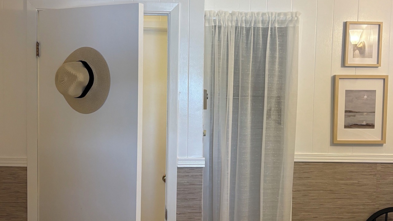 Photo of Bedroom in L'Isle-aux-Allumettes