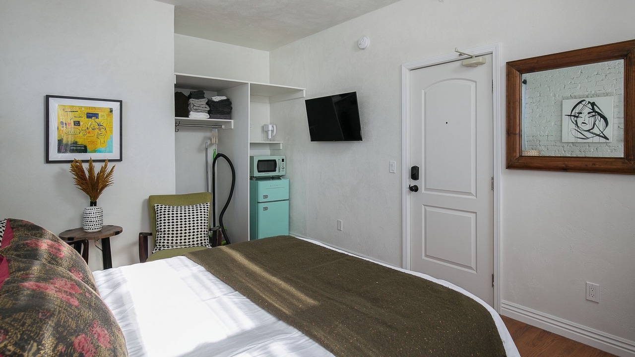 Photo of Bedroom in Westlake