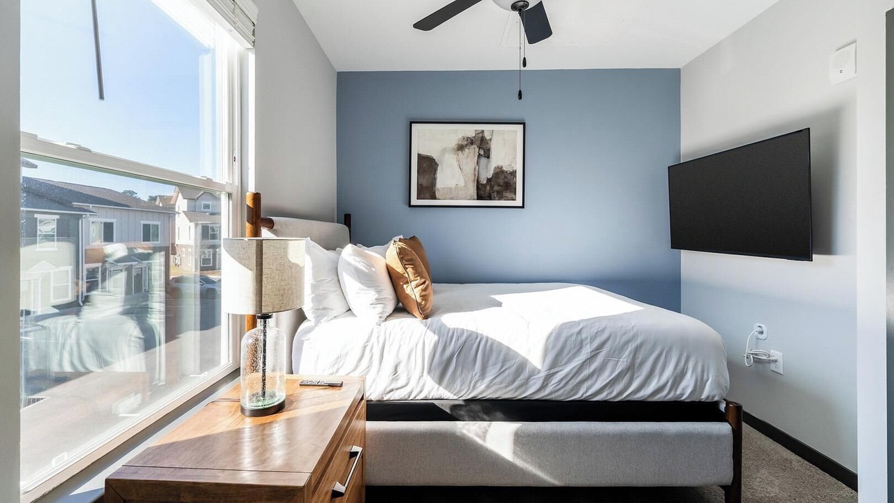 Photo of Bedroom in Northwest Pensacola