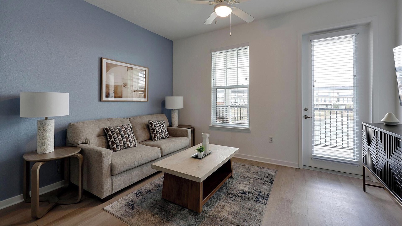 Photo of Livingroom in Lakeland