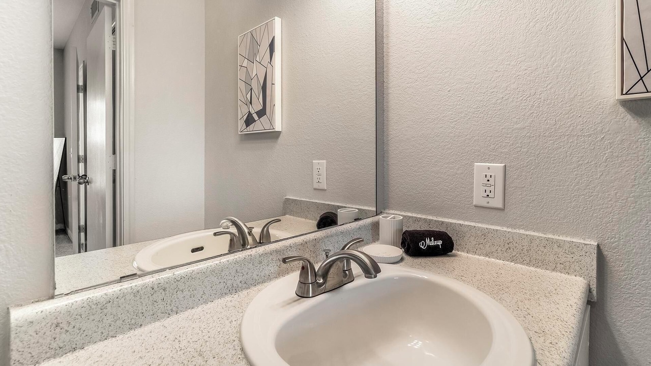 Photo of Bathroom in Medical Center District