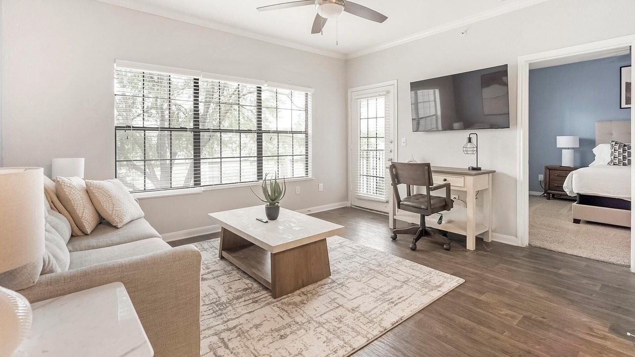 Photo of Livingroom in Medical Center District
