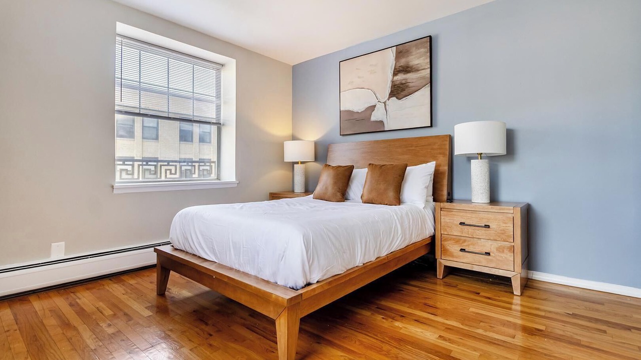 Photo of Bedroom in Downtown