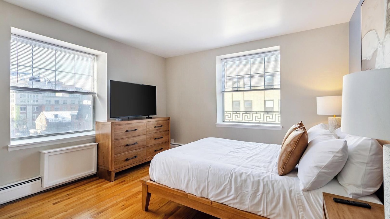 Photo of Bedroom in Downtown
