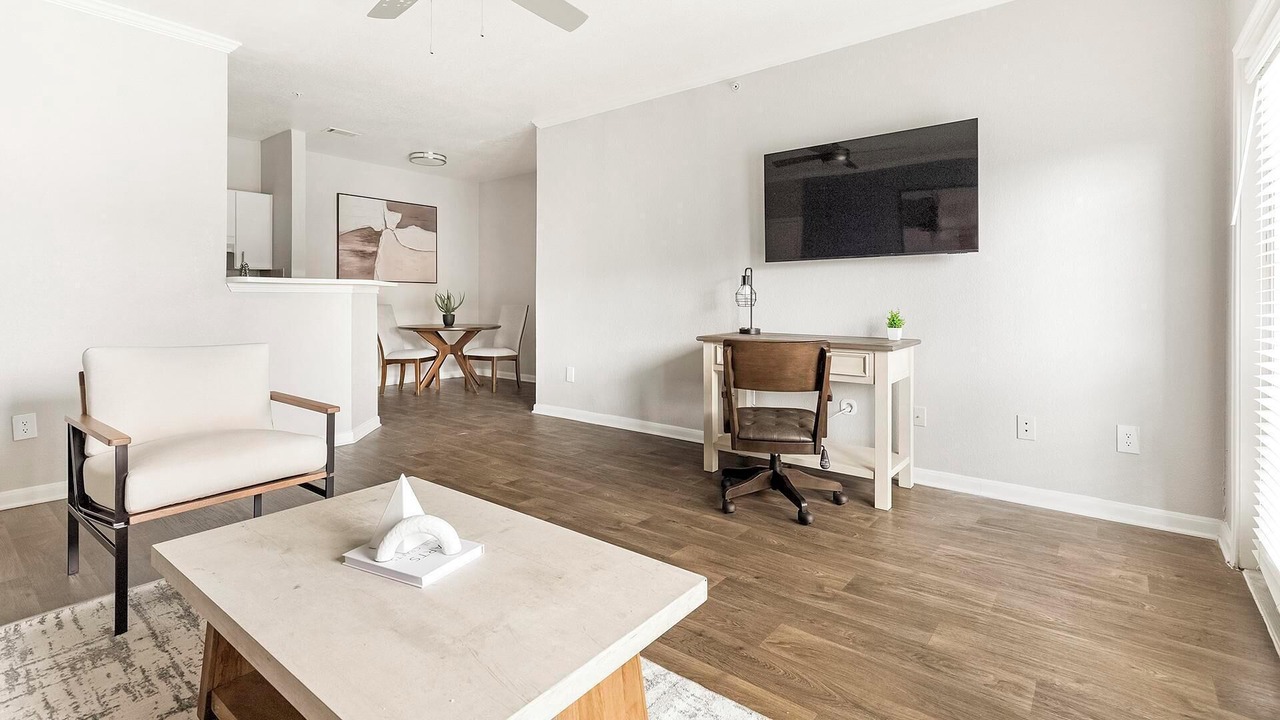 Photo of Livingroom in Medical Center District