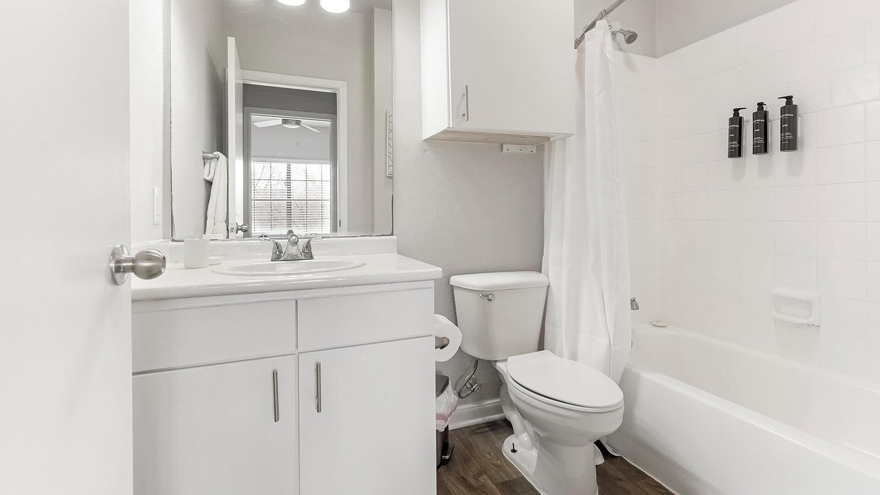 Photo of Bathroom in Medical Center District
