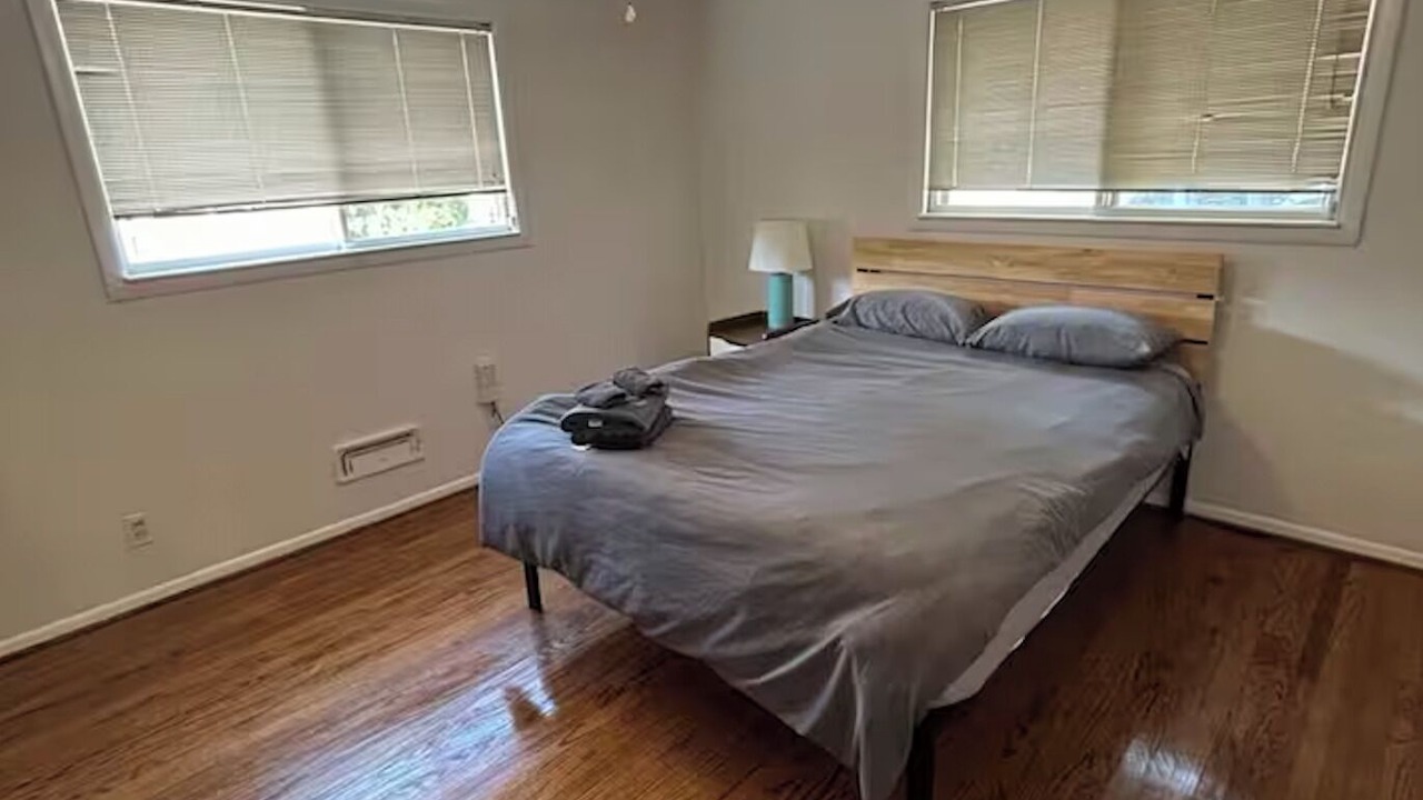 Photo of Bedroom in Rockcreek Lexington Road