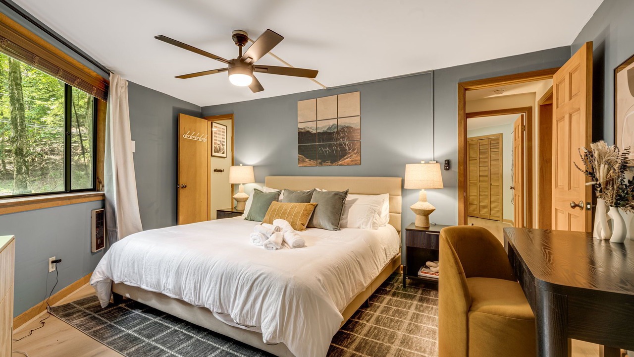 Photo of Bedroom in Charter Hills