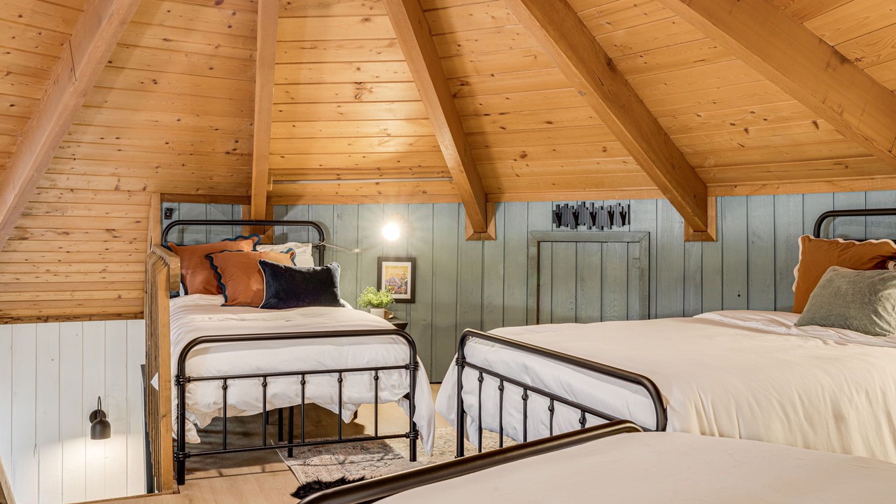 Photo of Bedroom in Charter Hills