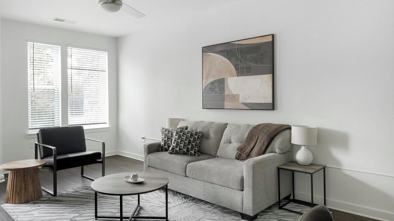 Photo of Livingroom in East Raleigh