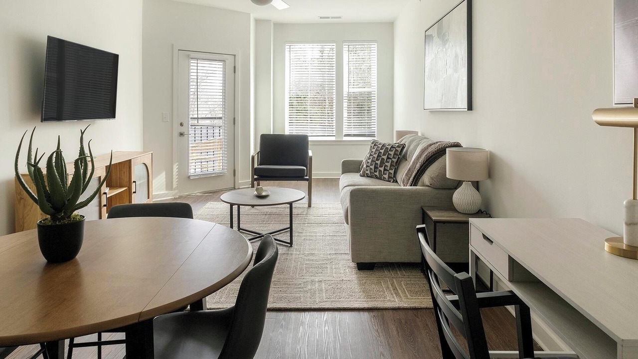 Photo of Livingroom in Southeast Raleigh
