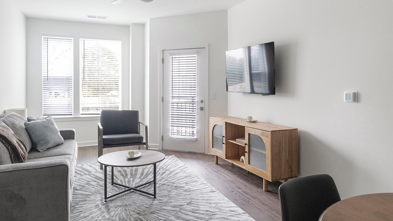 Photo of Livingroom in East Raleigh