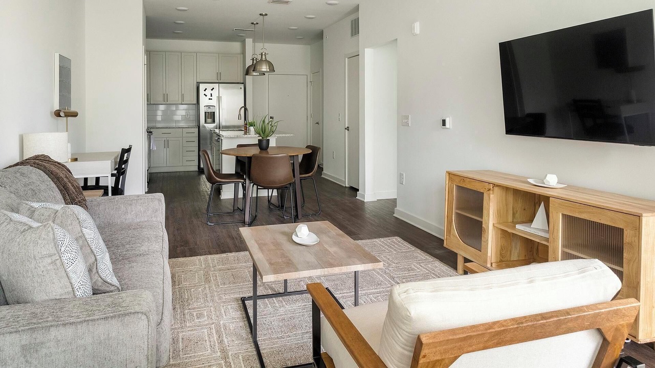 Photo of Livingroom in East Raleigh
