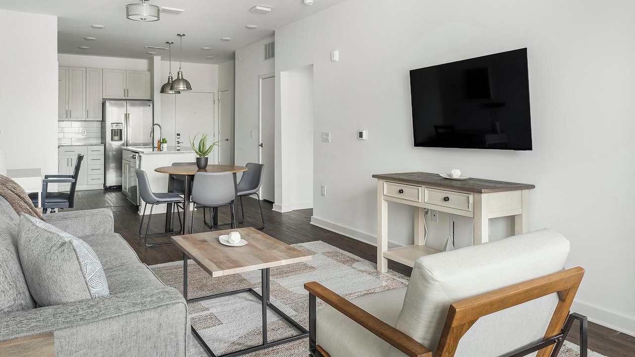 Photo of Livingroom in Southeast Raleigh