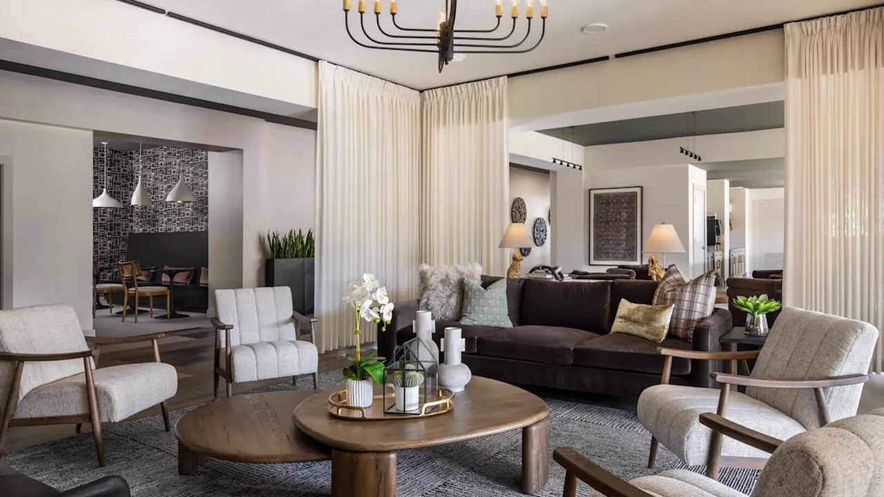 Photo of Livingroom in Southeast Raleigh