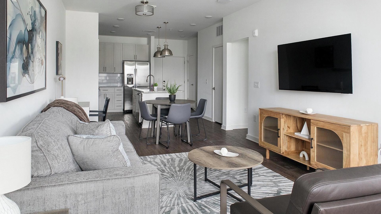 Photo of Livingroom in Southeast Raleigh