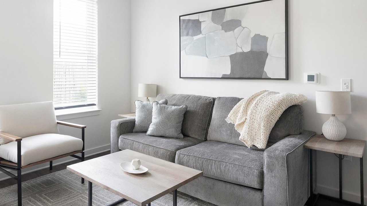 Photo of Livingroom in Southeast Raleigh