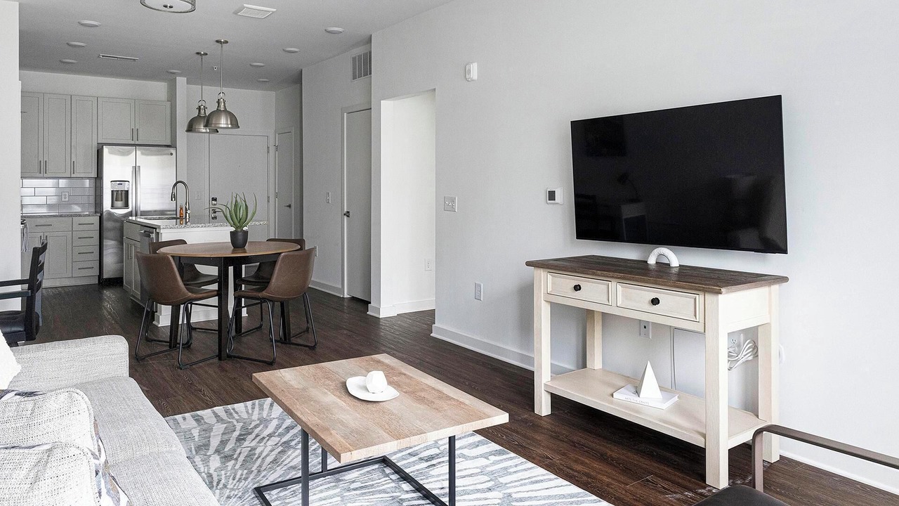 Photo of Livingroom in East Raleigh