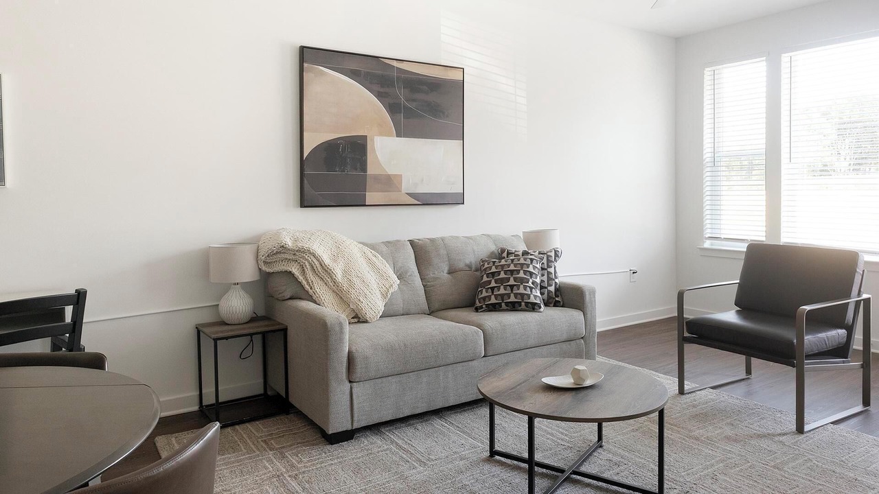 Photo of Livingroom in East Raleigh