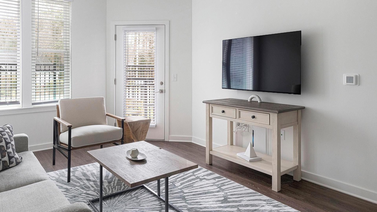 Photo of Livingroom in East Raleigh