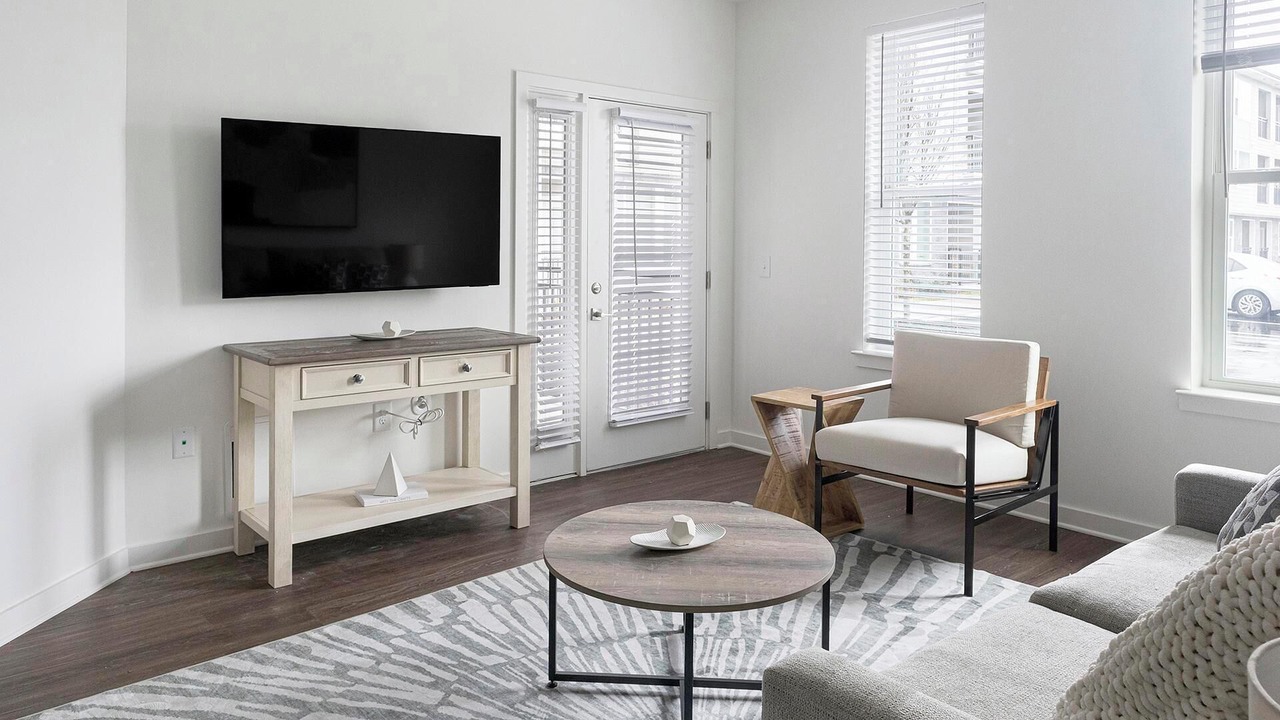 Photo of Livingroom in Southeast Raleigh