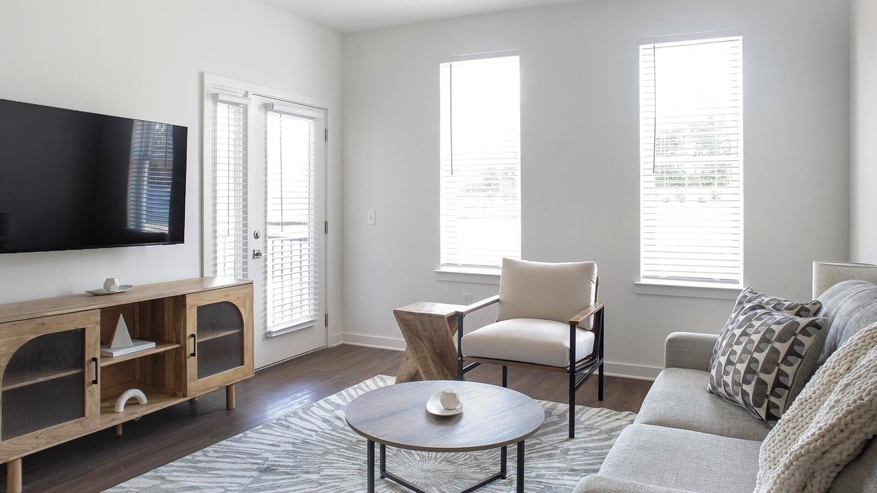 Photo of Livingroom in East Raleigh