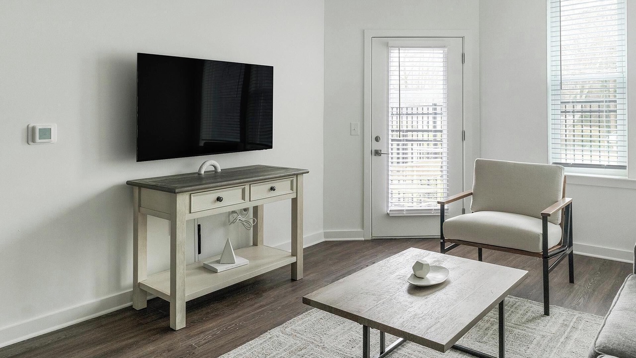Photo of Livingroom in East Raleigh