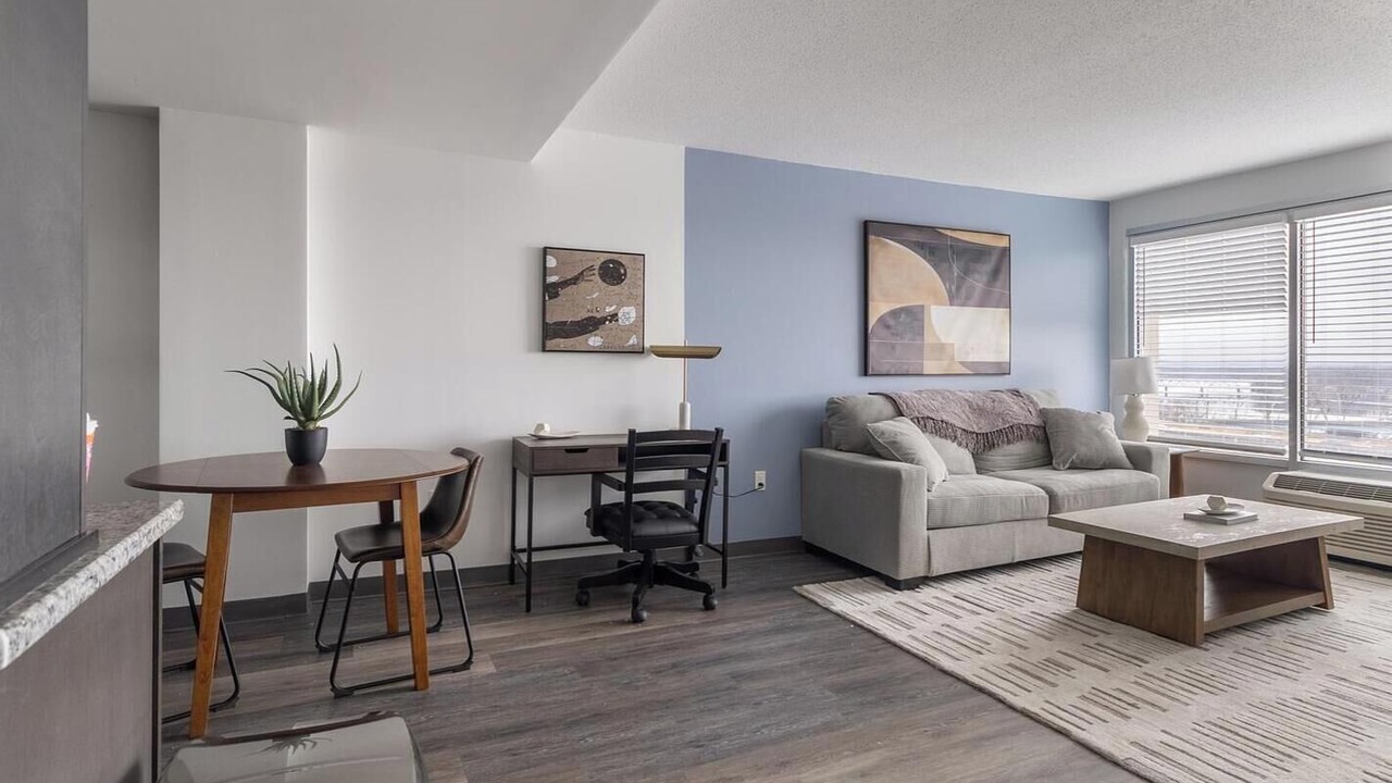 Photo of Livingroom in Downtown Hartford