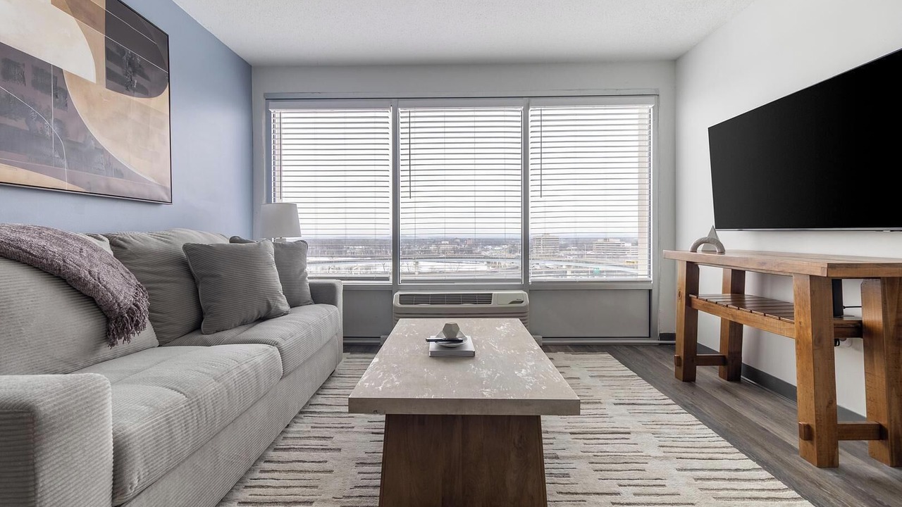 Photo of Livingroom in Downtown Hartford
