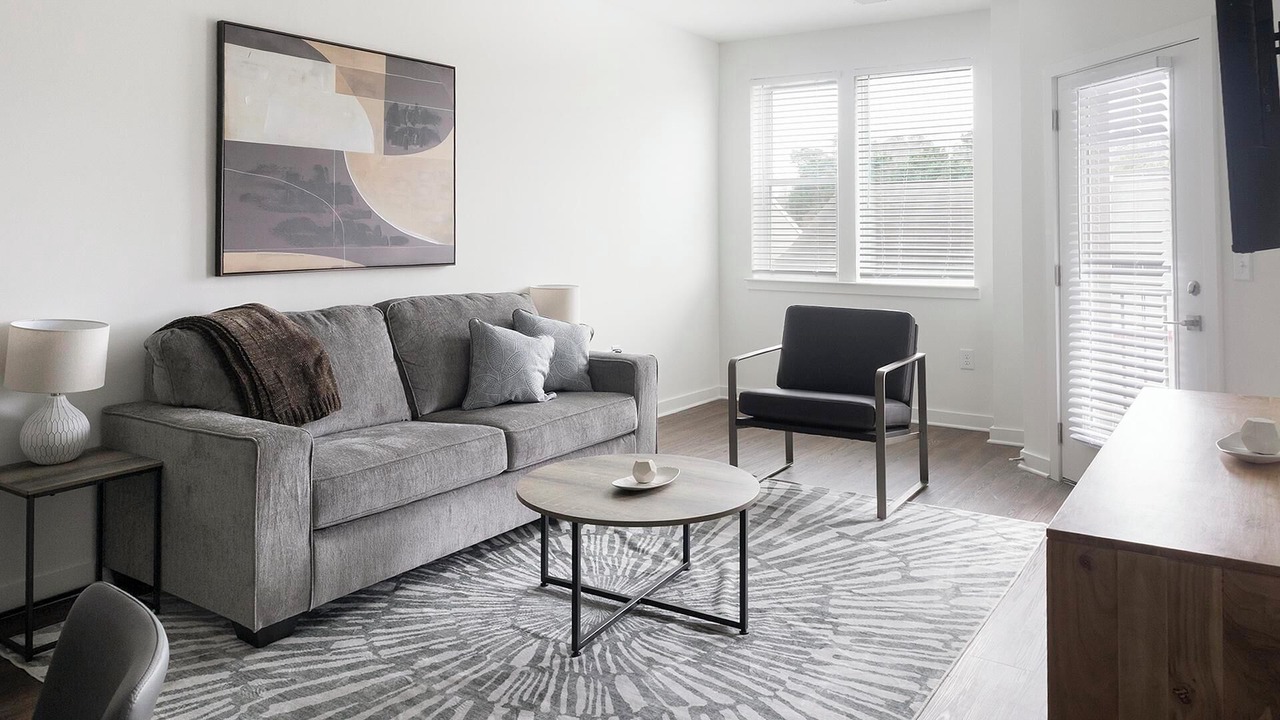 Photo of Livingroom in Southeast Raleigh