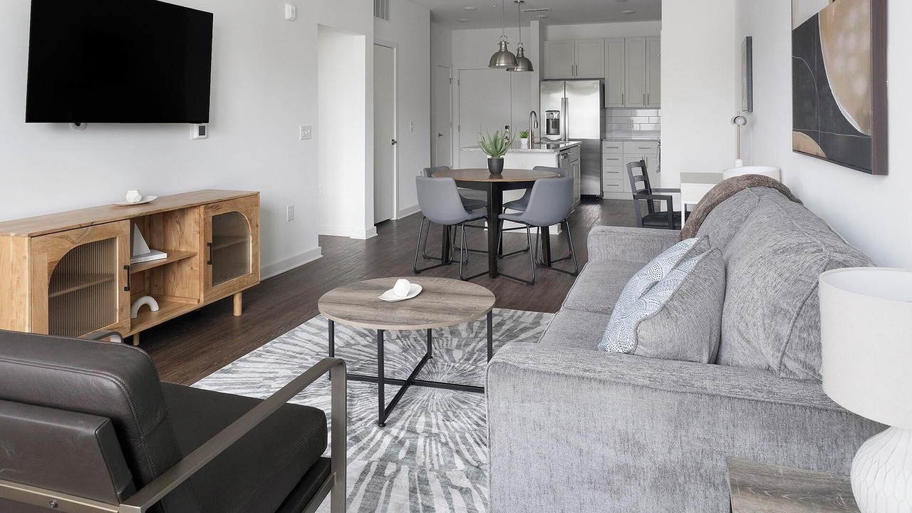 Photo of Livingroom in Southeast Raleigh