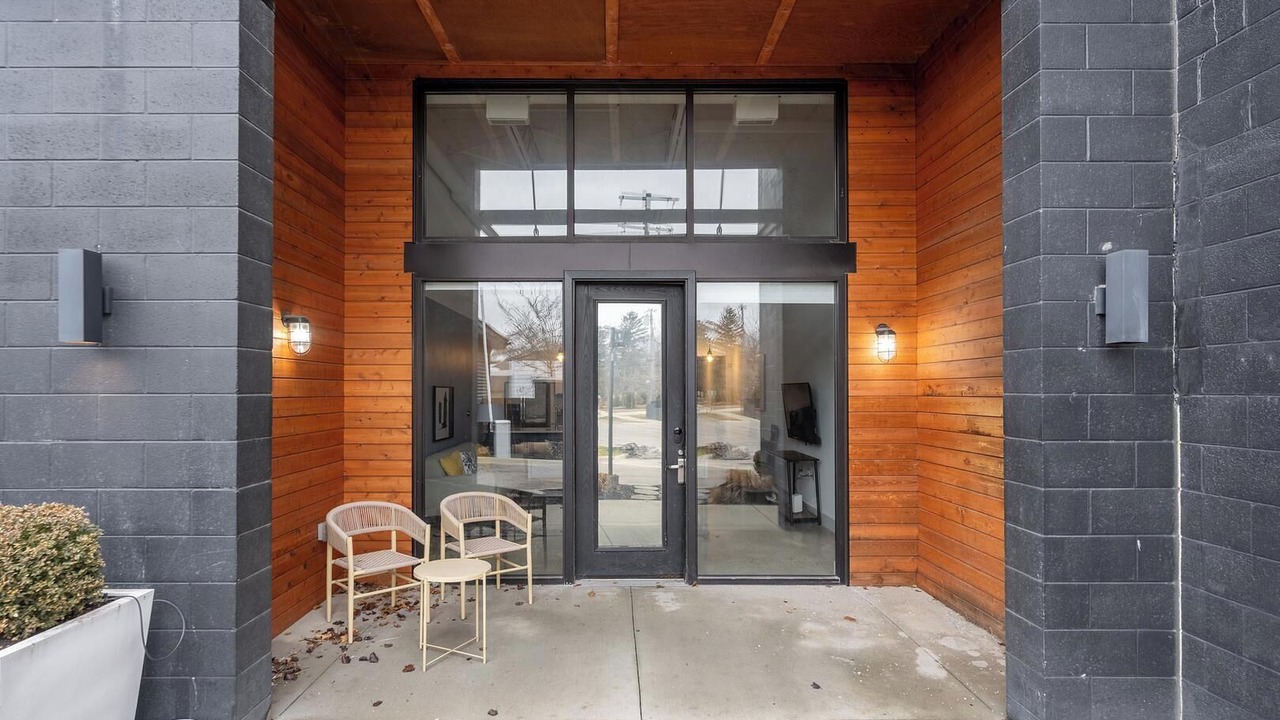 Photo of Outdoor in Royal Oak