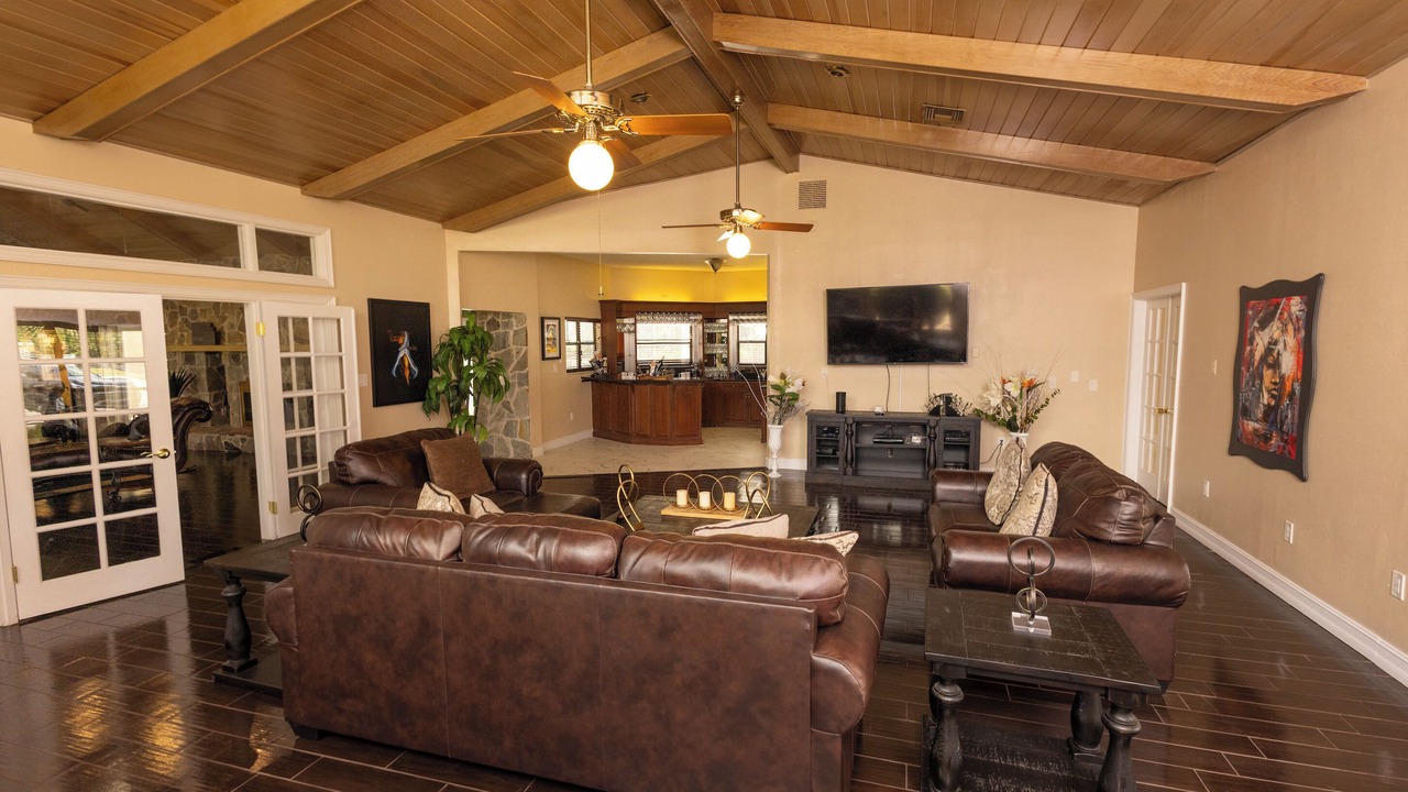 Photo of Livingroom in Fairvilla
