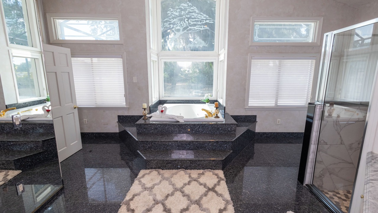 Photo of Bathroom in Fairvilla