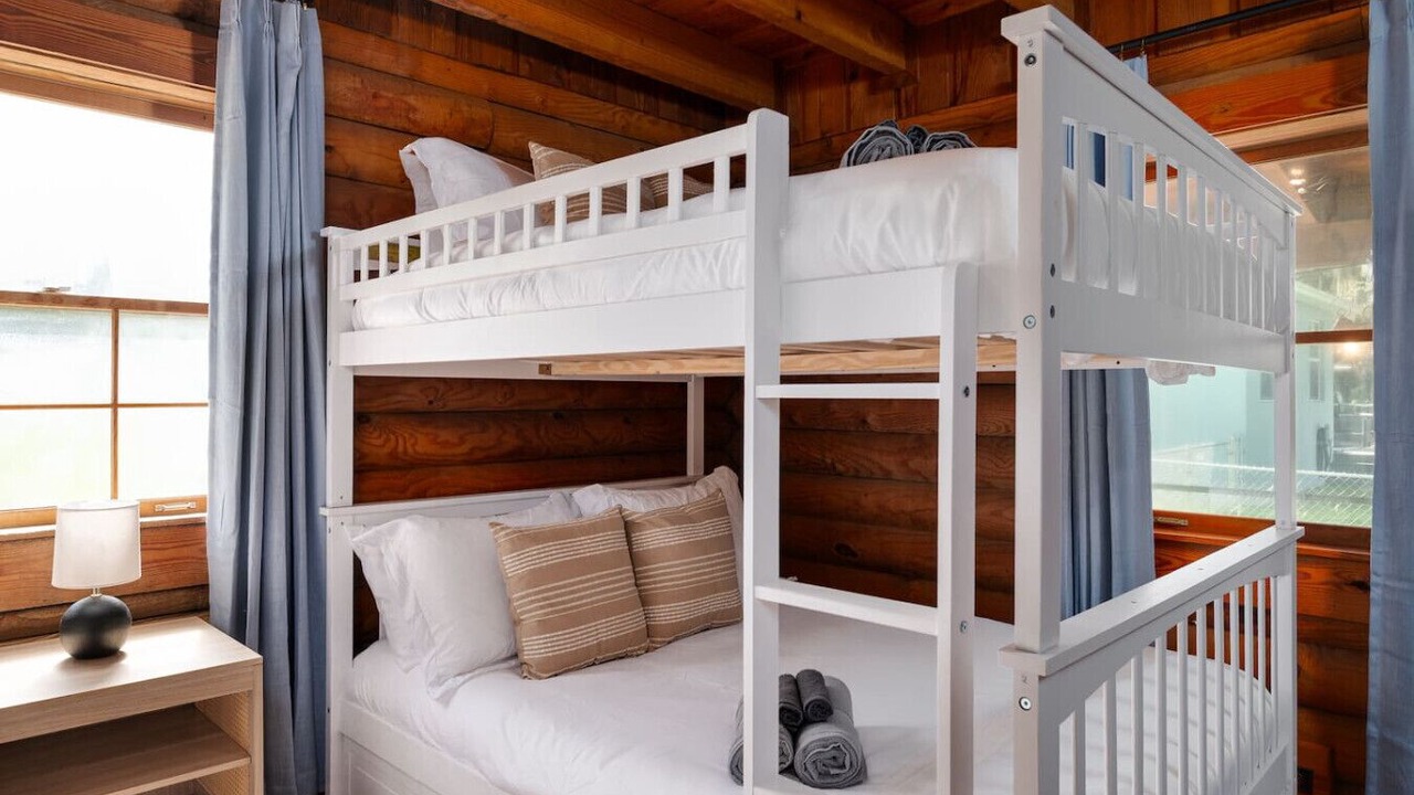 Photo of Bedroom in Auburndale