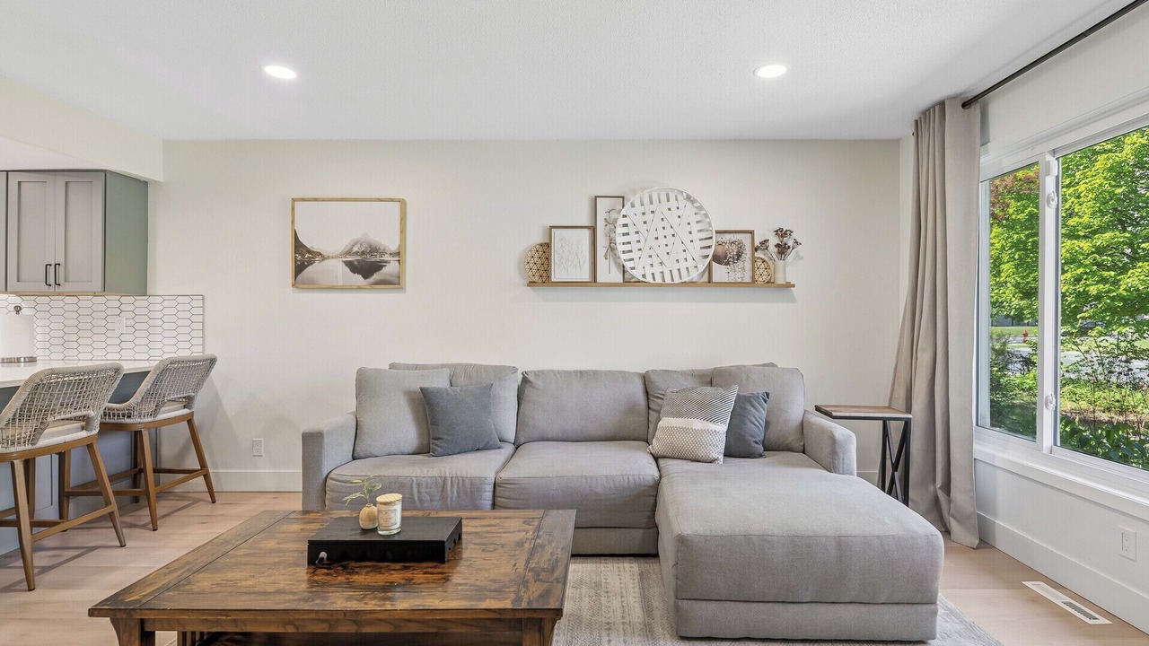 Photo of Livingroom in South St. Paul