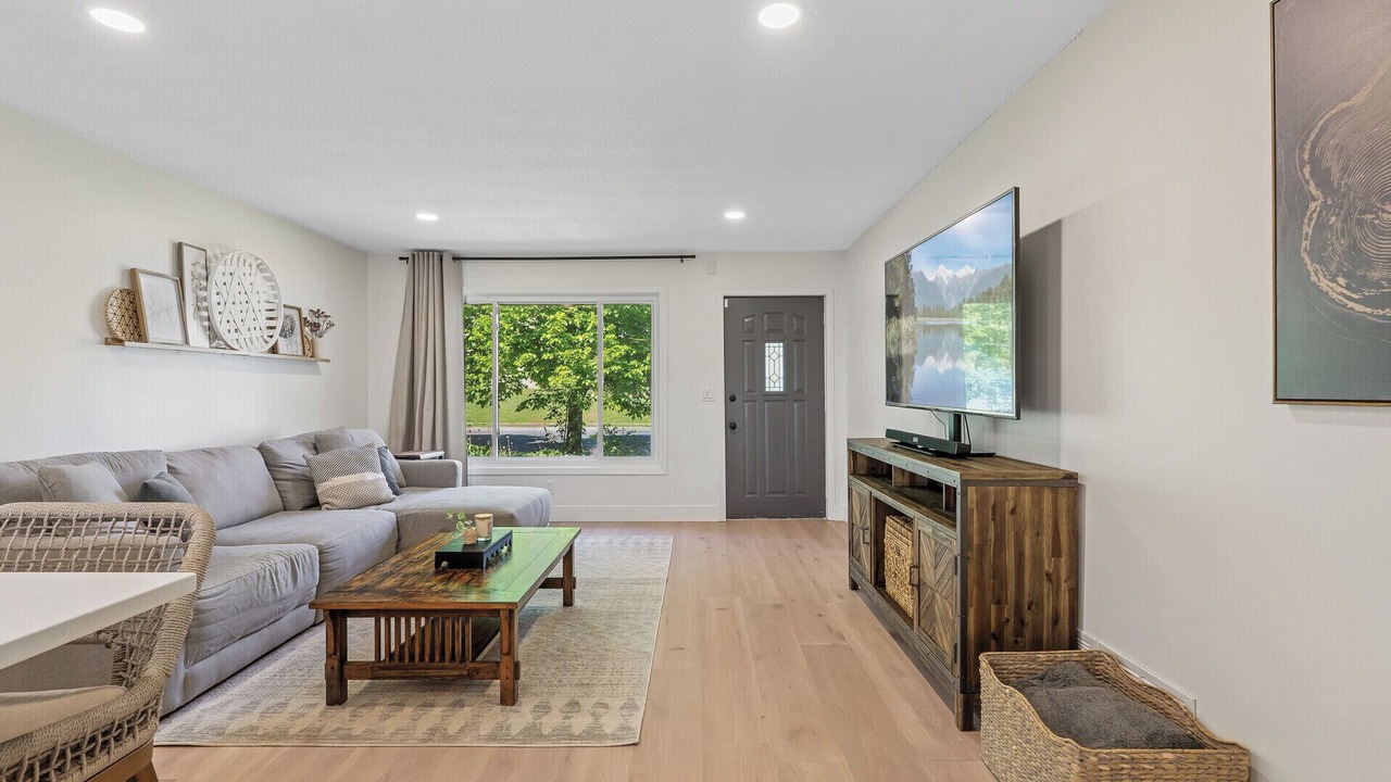 Photo of Livingroom in South St. Paul