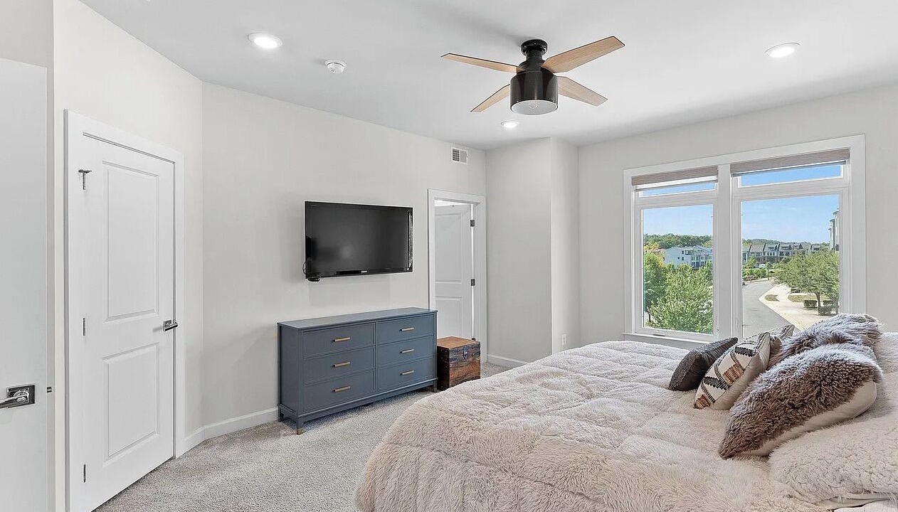 Photo of Bedroom in Leesburg