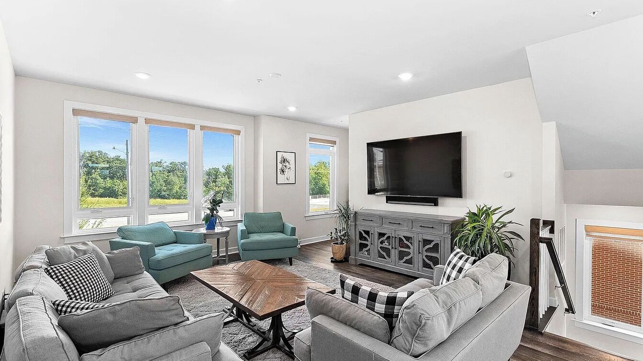Photo of Livingroom in Leesburg