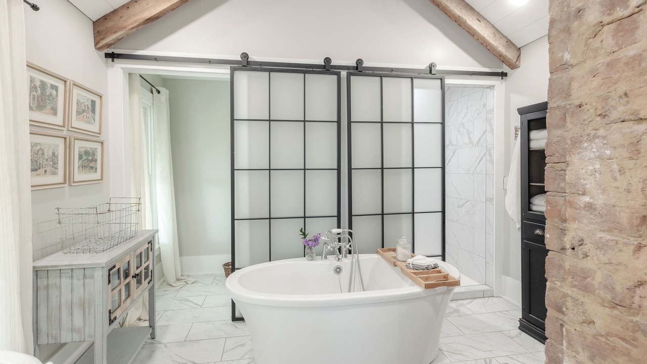 Photo of Bathroom in Bois D Arc