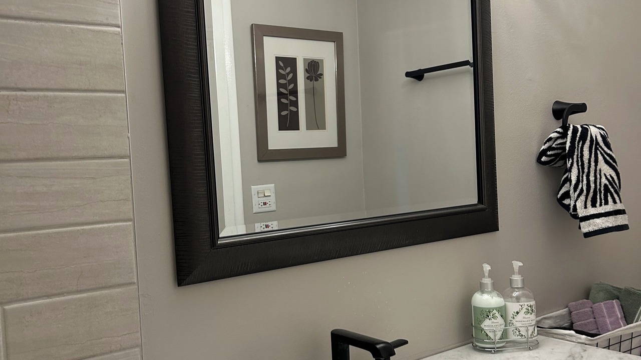 Photo of Bathroom in Broadview
