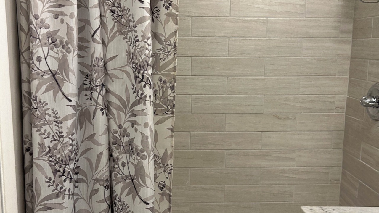 Photo of Bathroom in Broadview