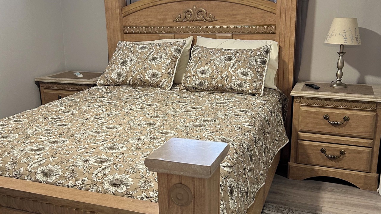 Photo of Bedroom in Broadview