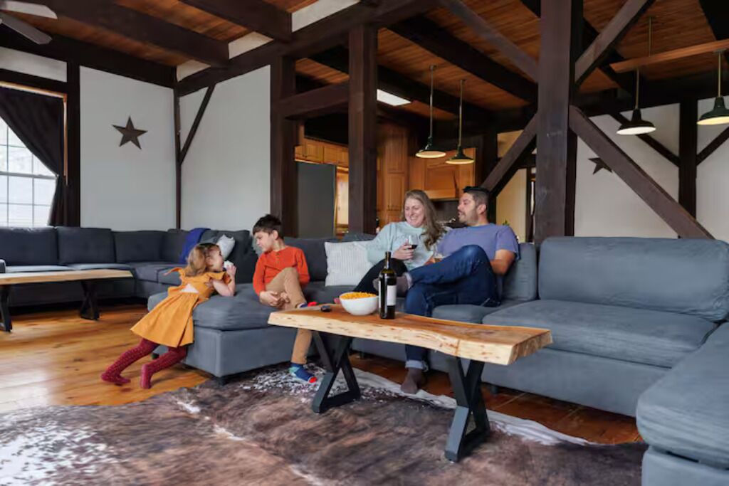 Photo of Livingroom in Yorkville