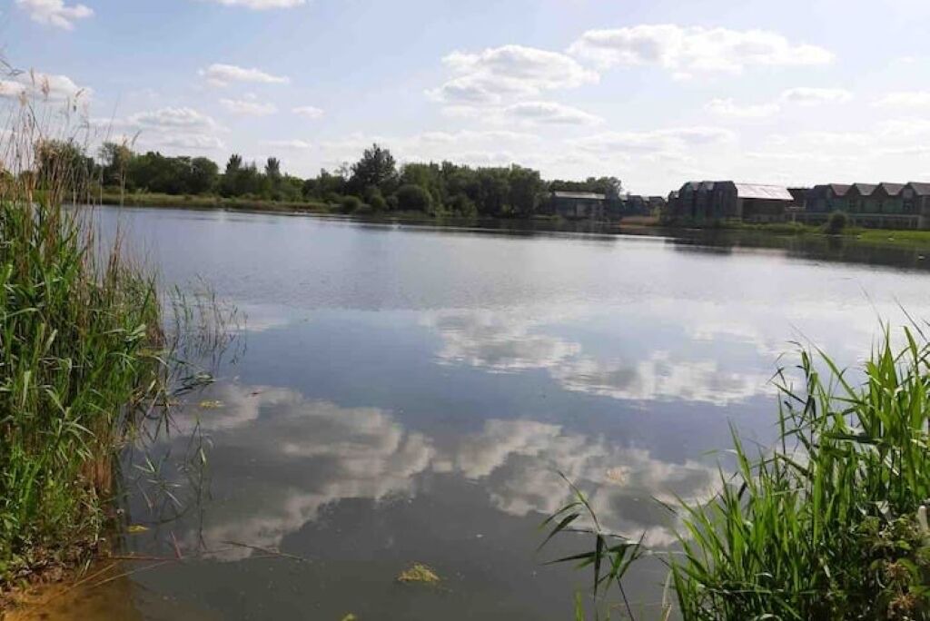 Photo of Others in Kempsford