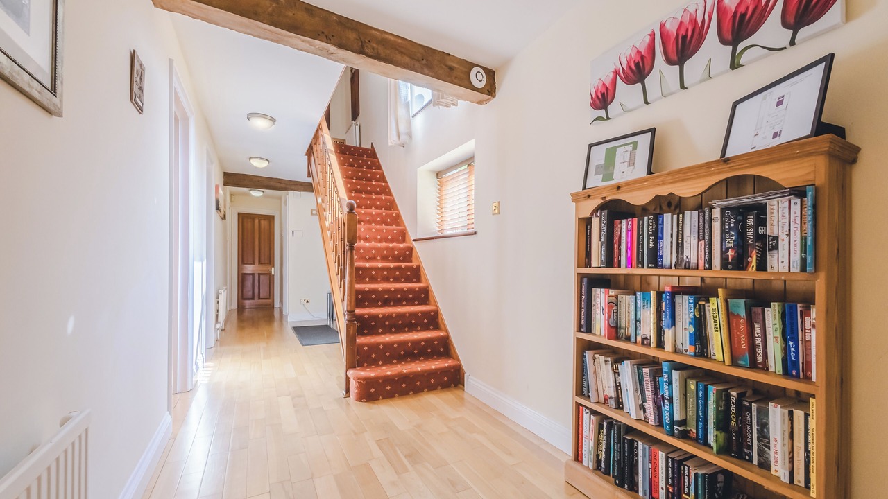 Photo of Others in Kempsford