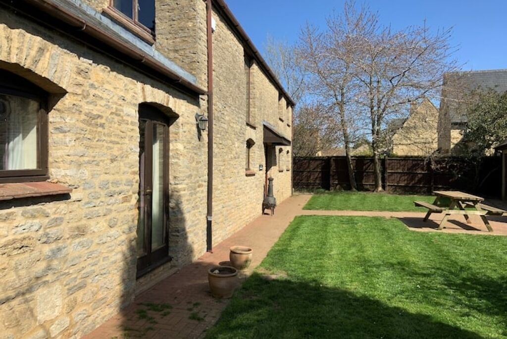 Photo of Outdoor in Kempsford