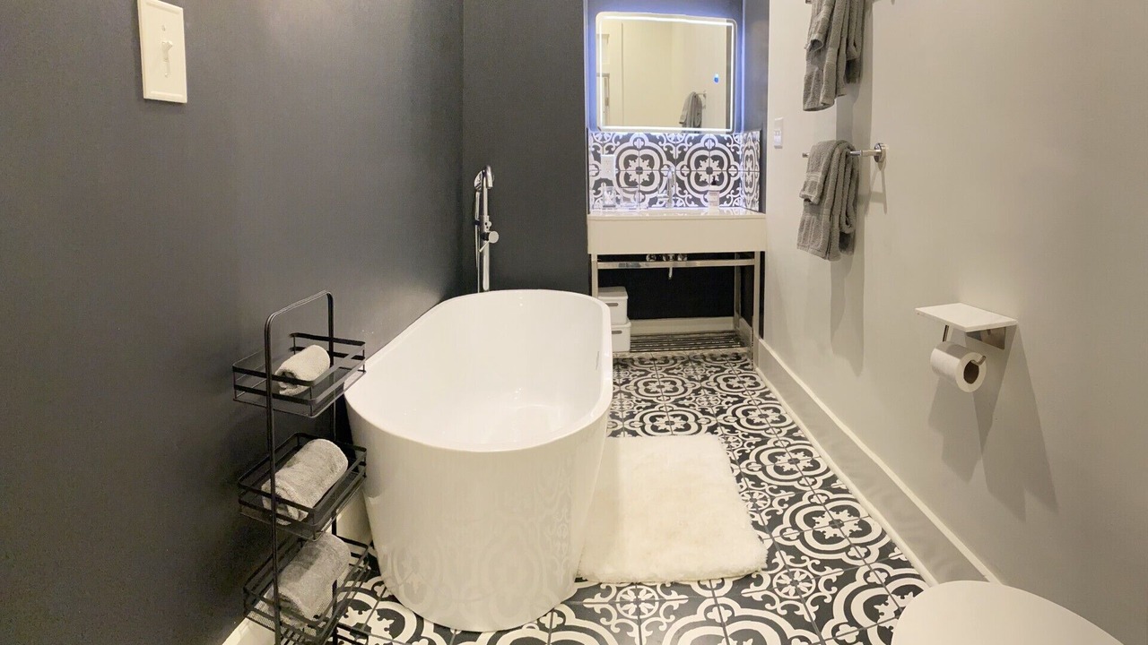 Photo of Bathroom in Hattiesburg